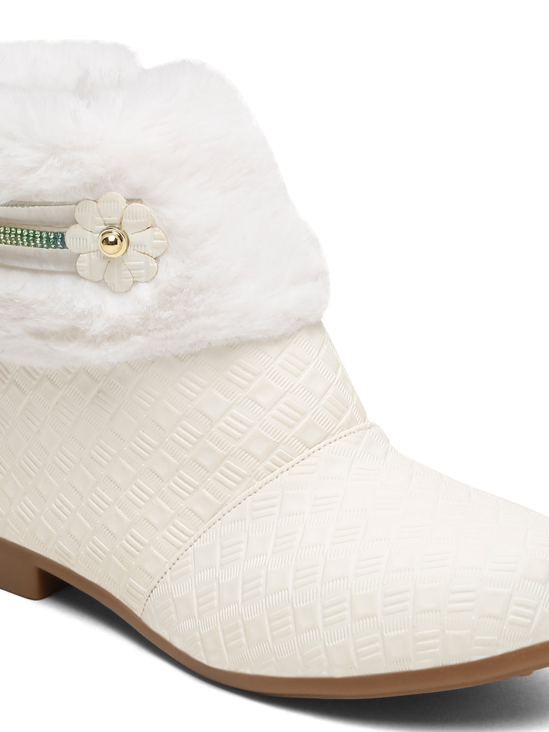 Tiny Bugs Girls Party Wear Embellished Fur Boots - White
