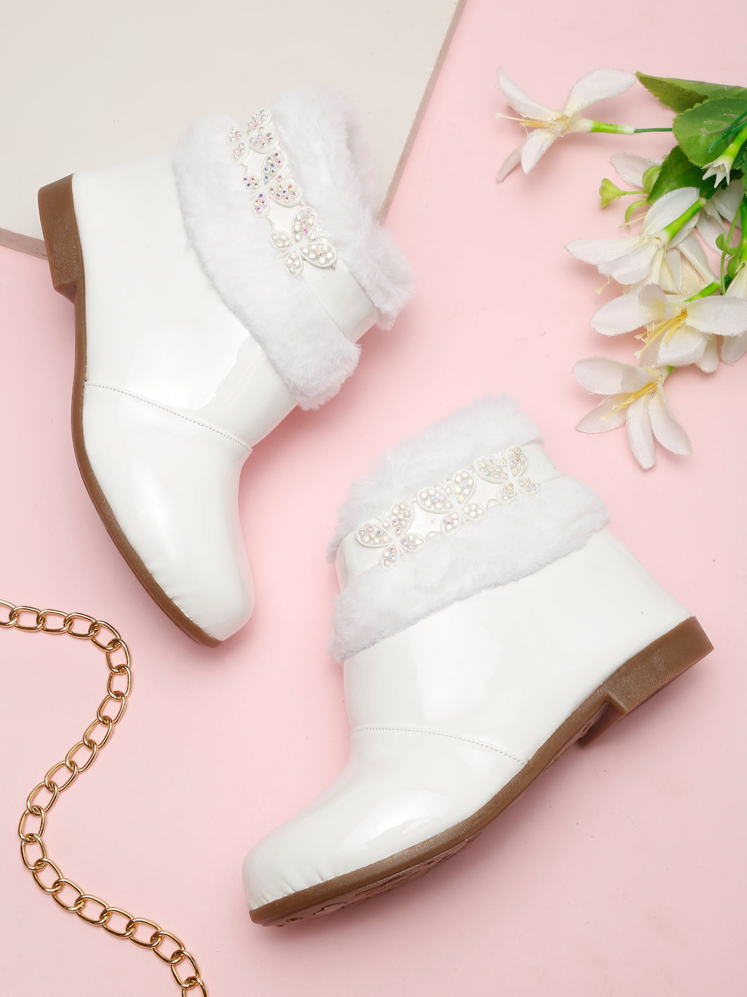 Tiny Bugs Girls Party Wear Embellished Fur Boots - White