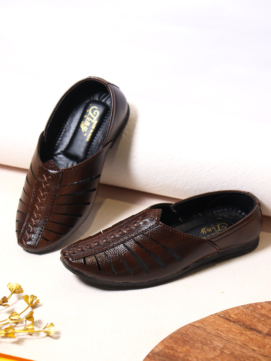 Tiny Bugs Boys Ethnic Wear Mojaris - Brown