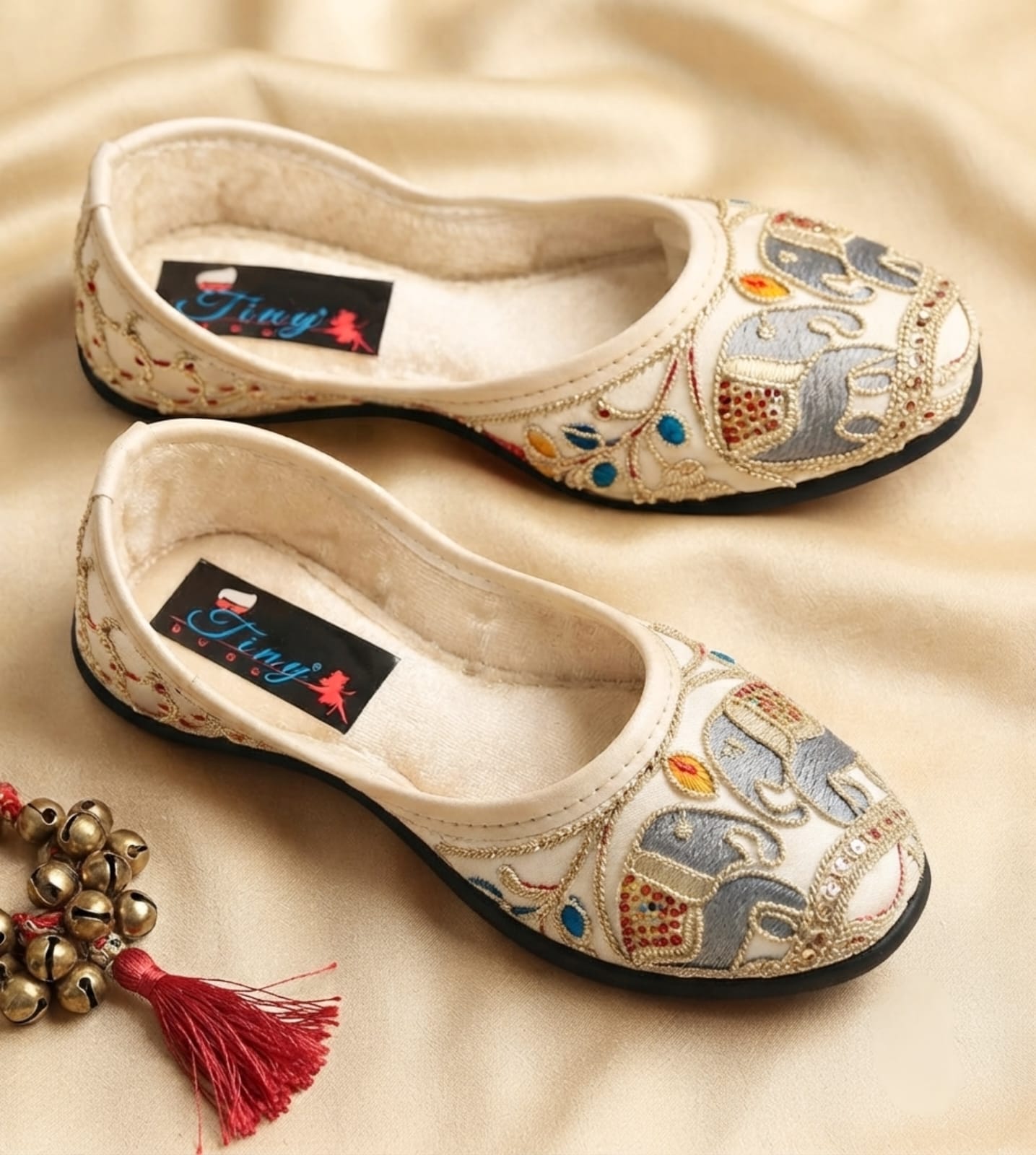 Tiny Bugs Girls Ethnic Embroidery Jutis -Grey