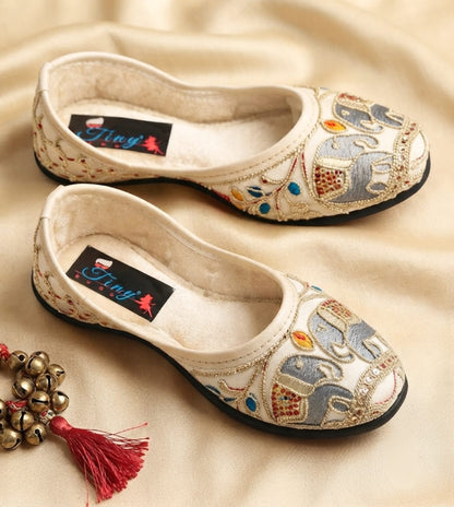 Tiny Bugs Girls Ethnic Embroidery Jutis -Grey