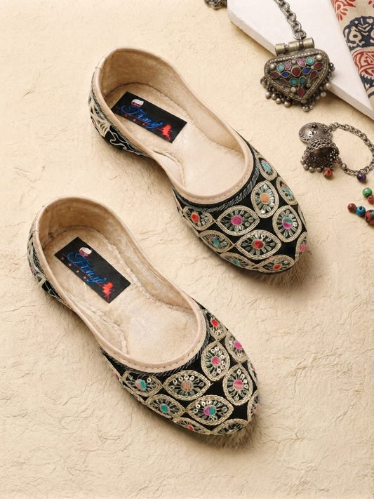 Tiny Bugs Girls Ethnic Embroidery Jutis - Black