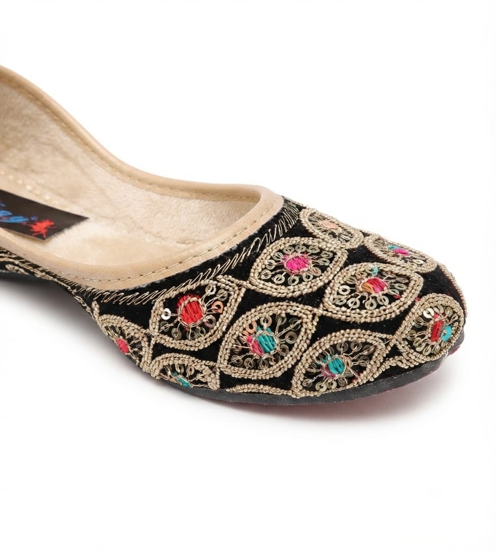 Tiny Bugs Girls Ethnic Embroidery Jutis - Black