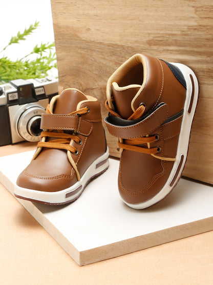 Tiny Bugs Boys Anckle Length Boots - Tan