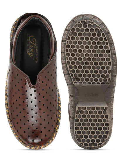 Tiny Bugs Boys Casual Roman Sandals - Brown
