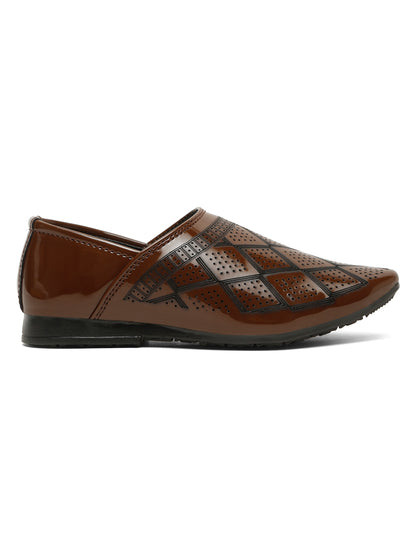 Tiny Bugs Boys Ethnic Wear Mojaris - Tan