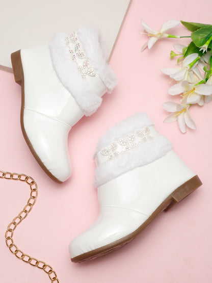Tiny Bugs Girls Party Wear Embellished Fur Boots - White