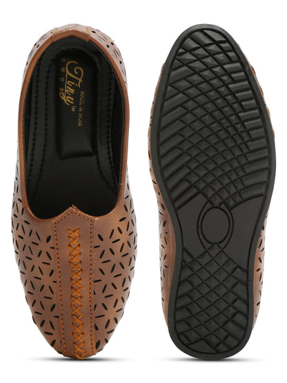 Tiny Bugs Boys Ethnic Mojaris- Tan